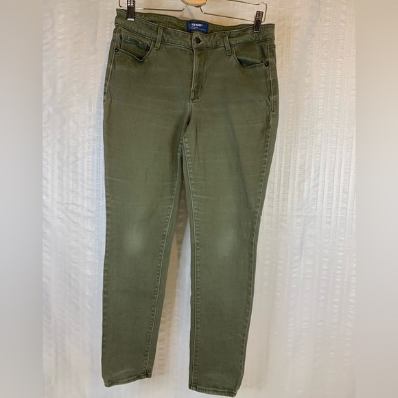 Old Navy Rockstar Mid-Rise size 10 regular in forest green. - Picture 1 of 6